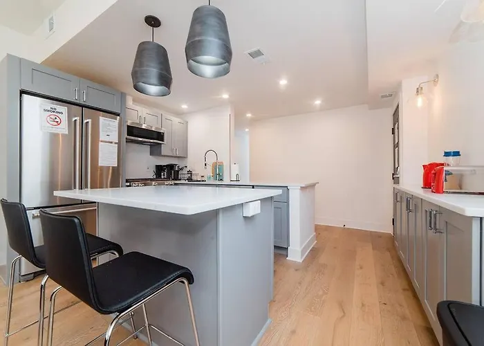 Milk Factory Reno - Amazing Location - Groupstay Apartment